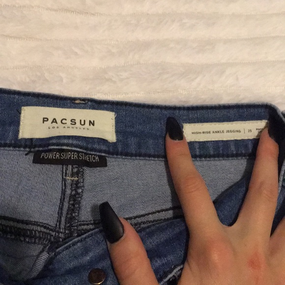 Pacsun distressed denim - Picture 2 of 3